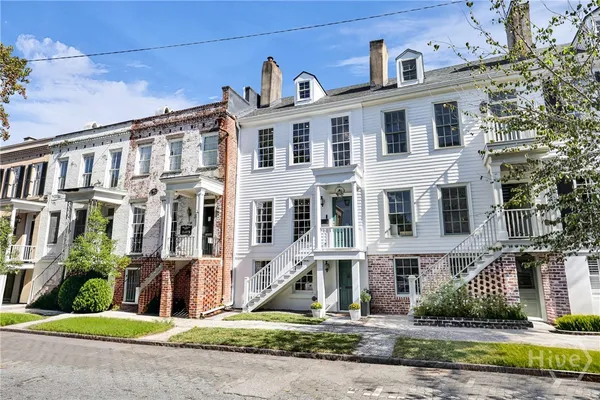 $1,975,000 | 112 West Taylor Street, Savannah, GA 31401