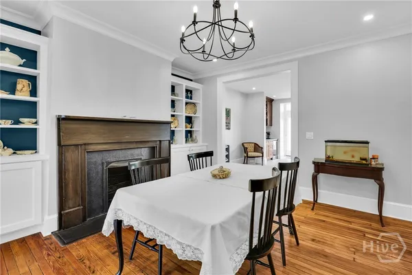 $1,975,000 | 112 West Taylor Street, Savannah, GA 31401