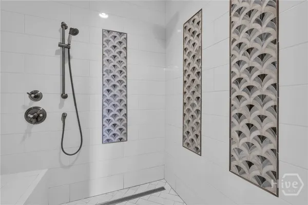 $1,975,000 | 112 West Taylor Street, Savannah, GA 31401