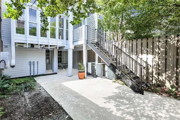 $1,975,000 | 112 West Taylor Street, Savannah, GA 31401