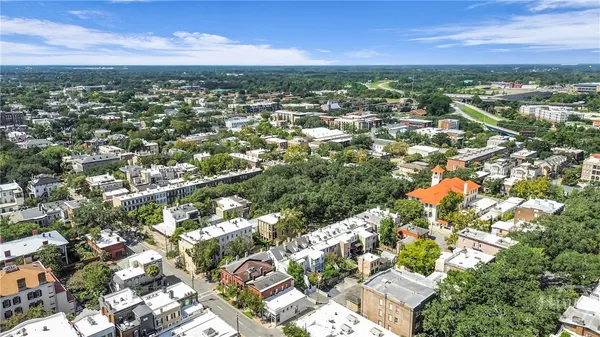 $1,975,000 | 112 West Taylor Street, Savannah, GA 31401