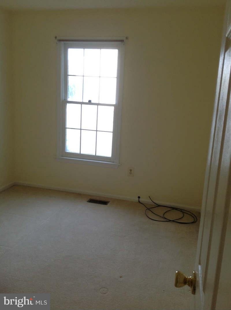 11624 Bootjack Court North Potomac, MD 20878 - Photo 13 of 15 an empty room with a window