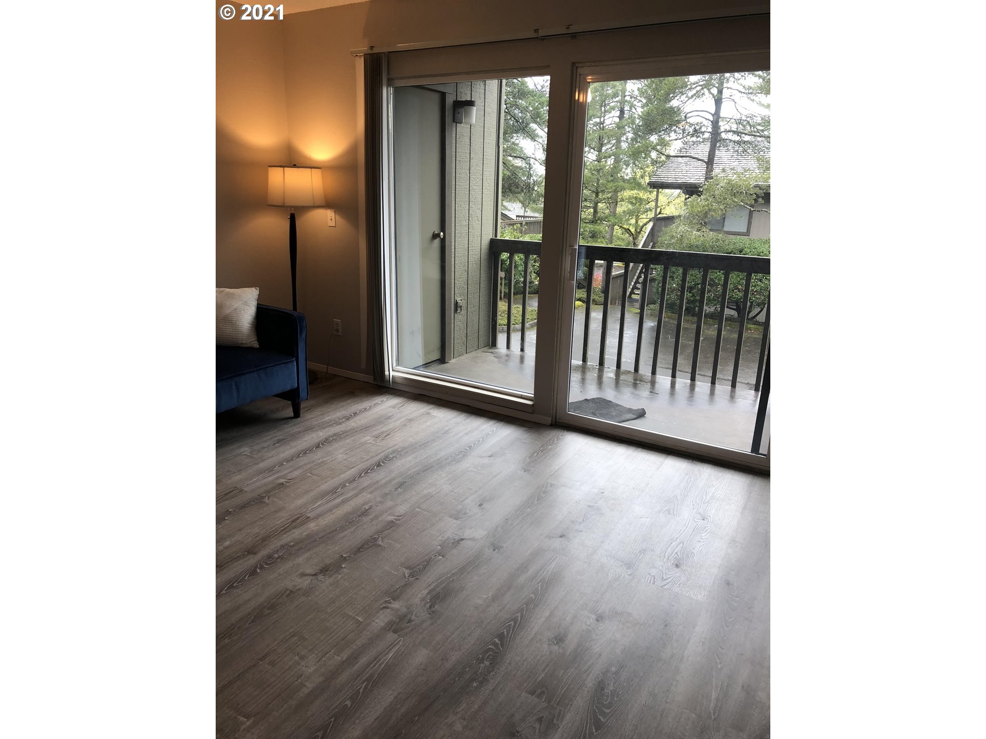 7522 Southwest Barnes Road, Unit G Portland, OR 97225 - Photo 6 of 8 Gallery Image 6