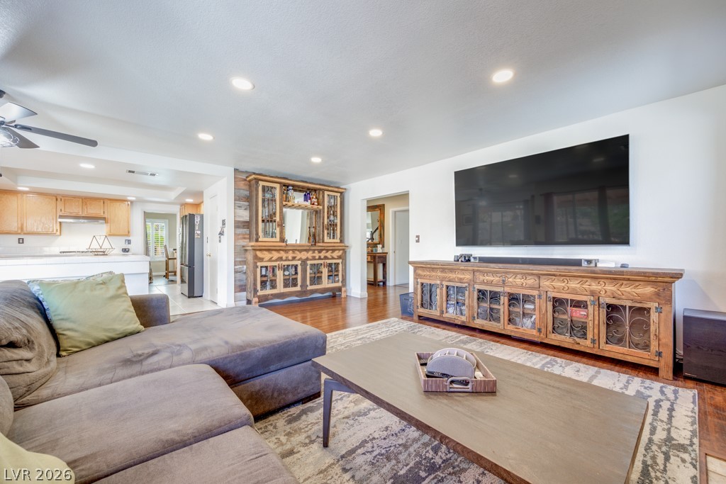 5808 Lone Song Road North Las Vegas, NV 89031 - Photo 28 of 98