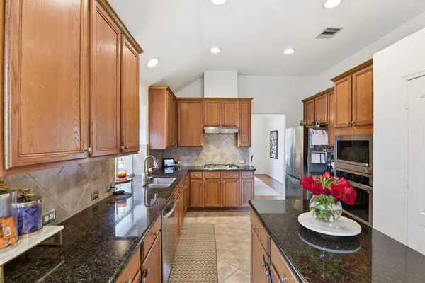 $2,350 | 15110 Greenhaven Lake Lane, Cypress, TX 77429