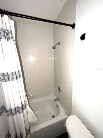 $3,500 | 3500 Overlook Drive Northeast, St. Petersburg, FL 33703