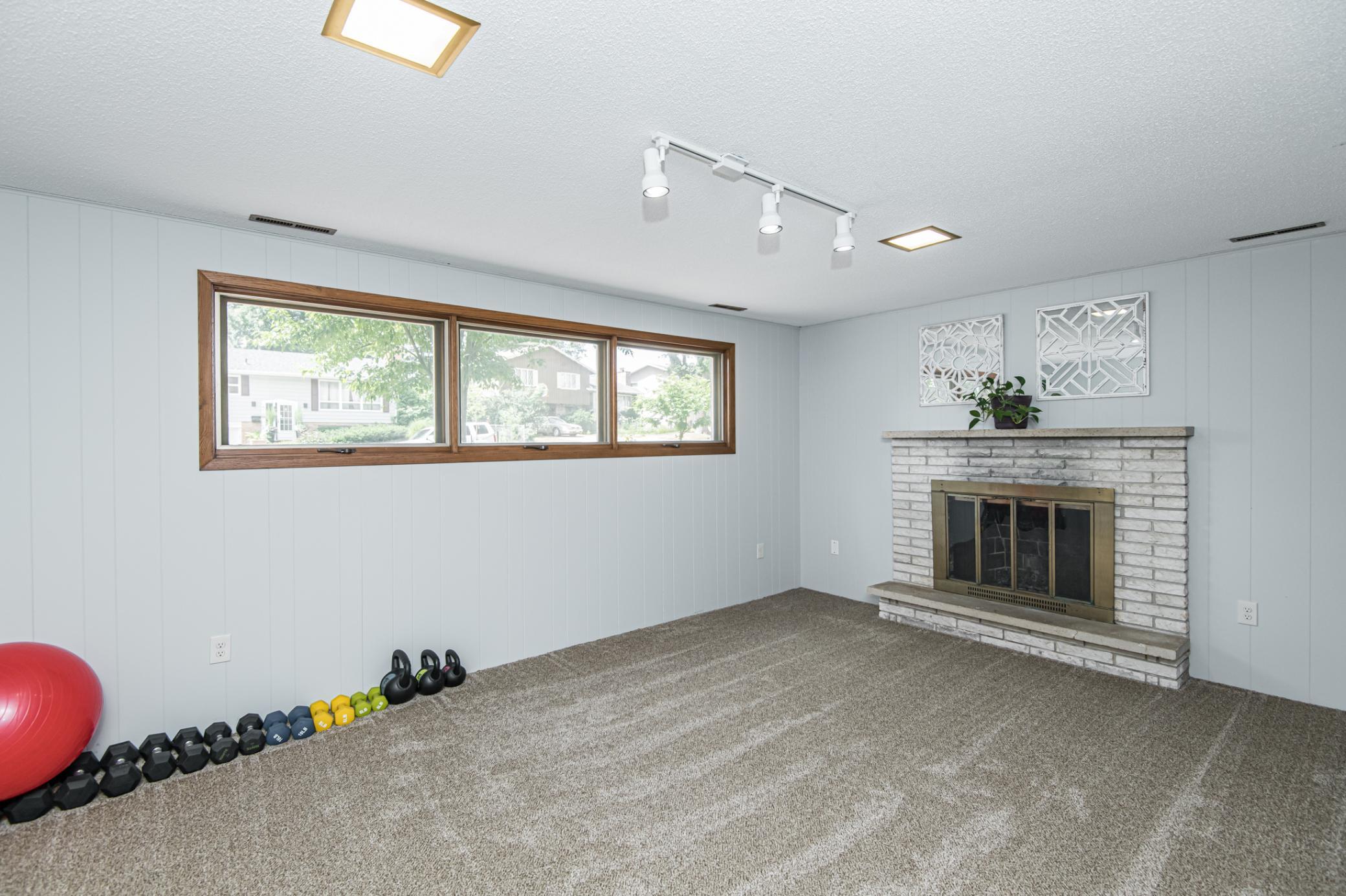 617 28th Street Northwest Rochester, MN 55901 - Photo 14 of 19