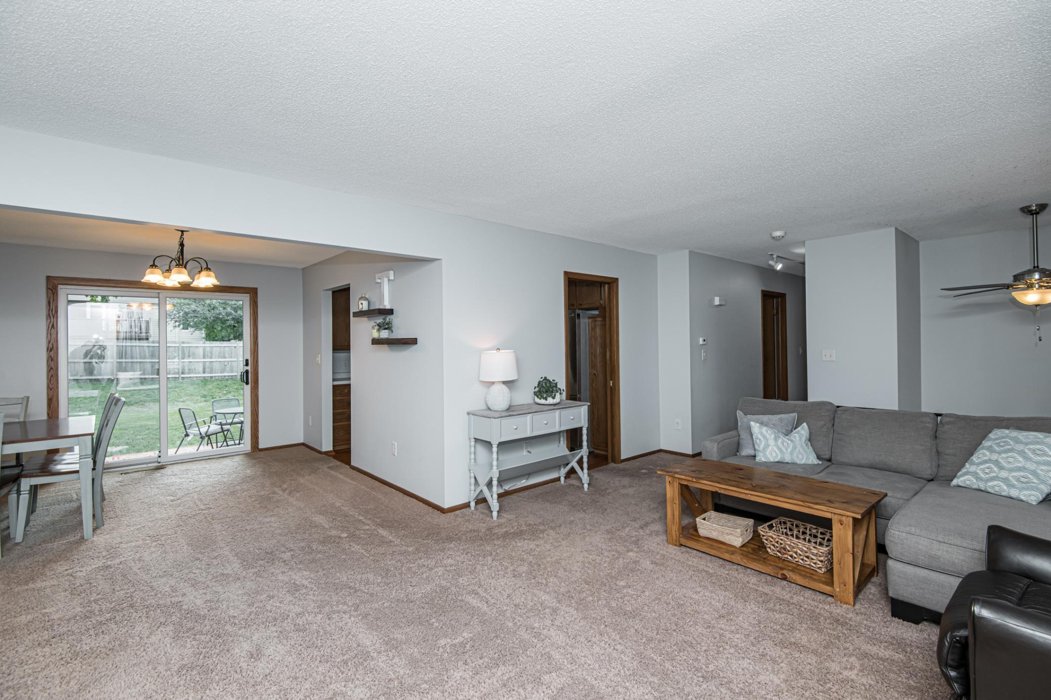 617 28th Street Northwest Rochester, MN 55901 - Photo 3 of 19