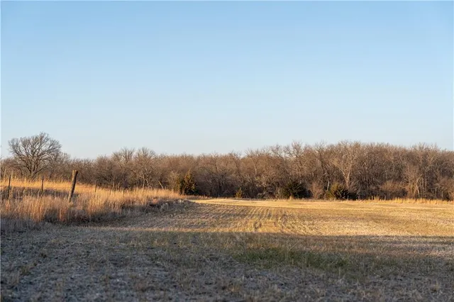 $270,000 | 950 A Delaware Terrace, Williamsburg, KS 66095