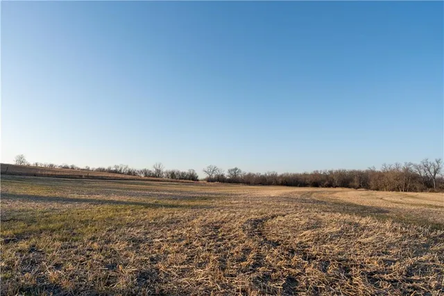 $270,000 | 950 A Delaware Terrace, Williamsburg, KS 66095