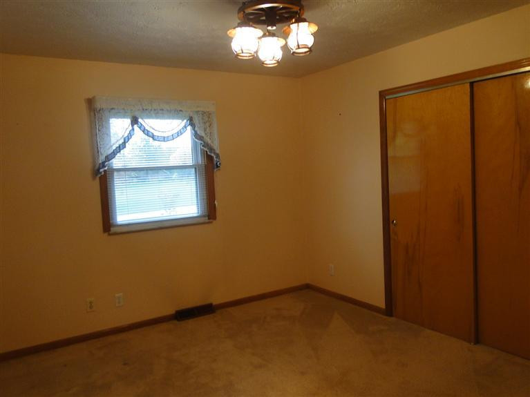753 Clintonville Road Paris, KY 40361 - Photo 7 of 10 Photo 7