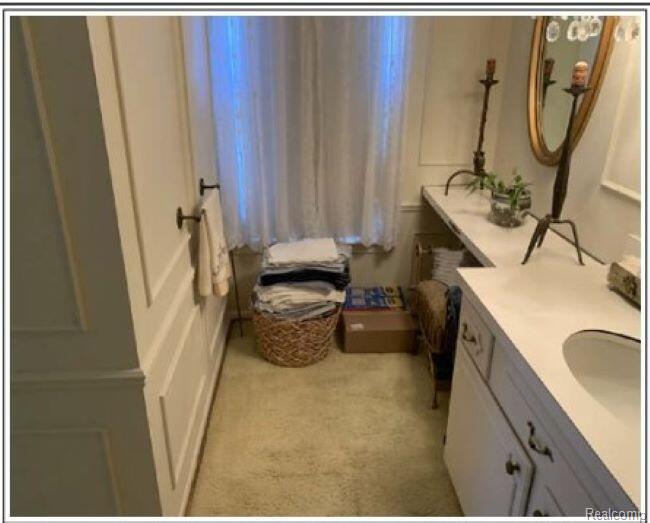 491 Colonial Road Grosse Pointe Woods, MI 48236 - Photo 34 of 38