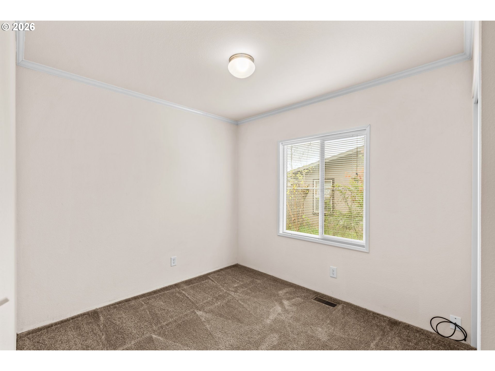 5089 D Street Springfield, OR 97478 - Photo 12 of 25