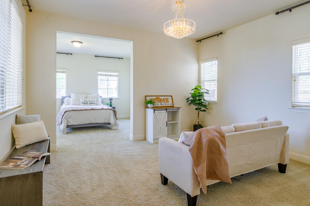 2563 Riviera Court Tulare, CA 93274 - Photo 7 of 27