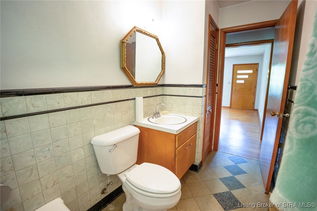 3508-3512 Paoli Pike Floyds Knobs, IN 47119 - Photo 15 of 69 3512 - Brick home