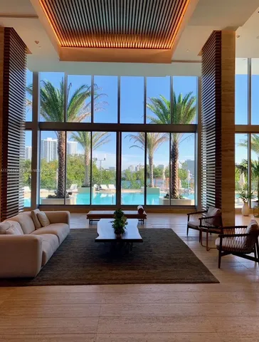 $649,999 | 16385 Biscayne Boulevard, Unit 1806 1, North Miami Beach, FL 33160