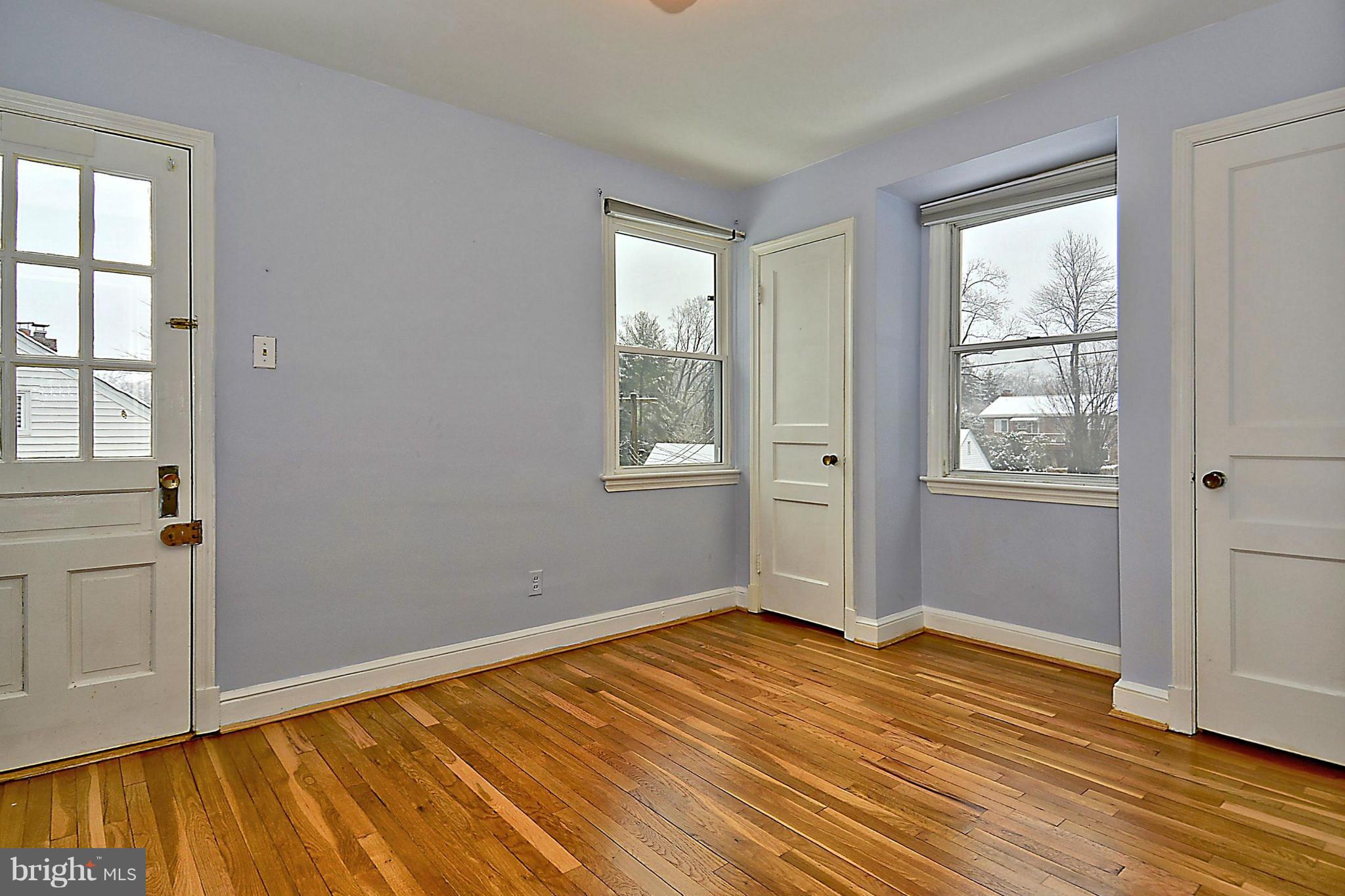 401 Mansfield Road Silver Spring, MD 20910 - Photo 19 of 29 Bedroom