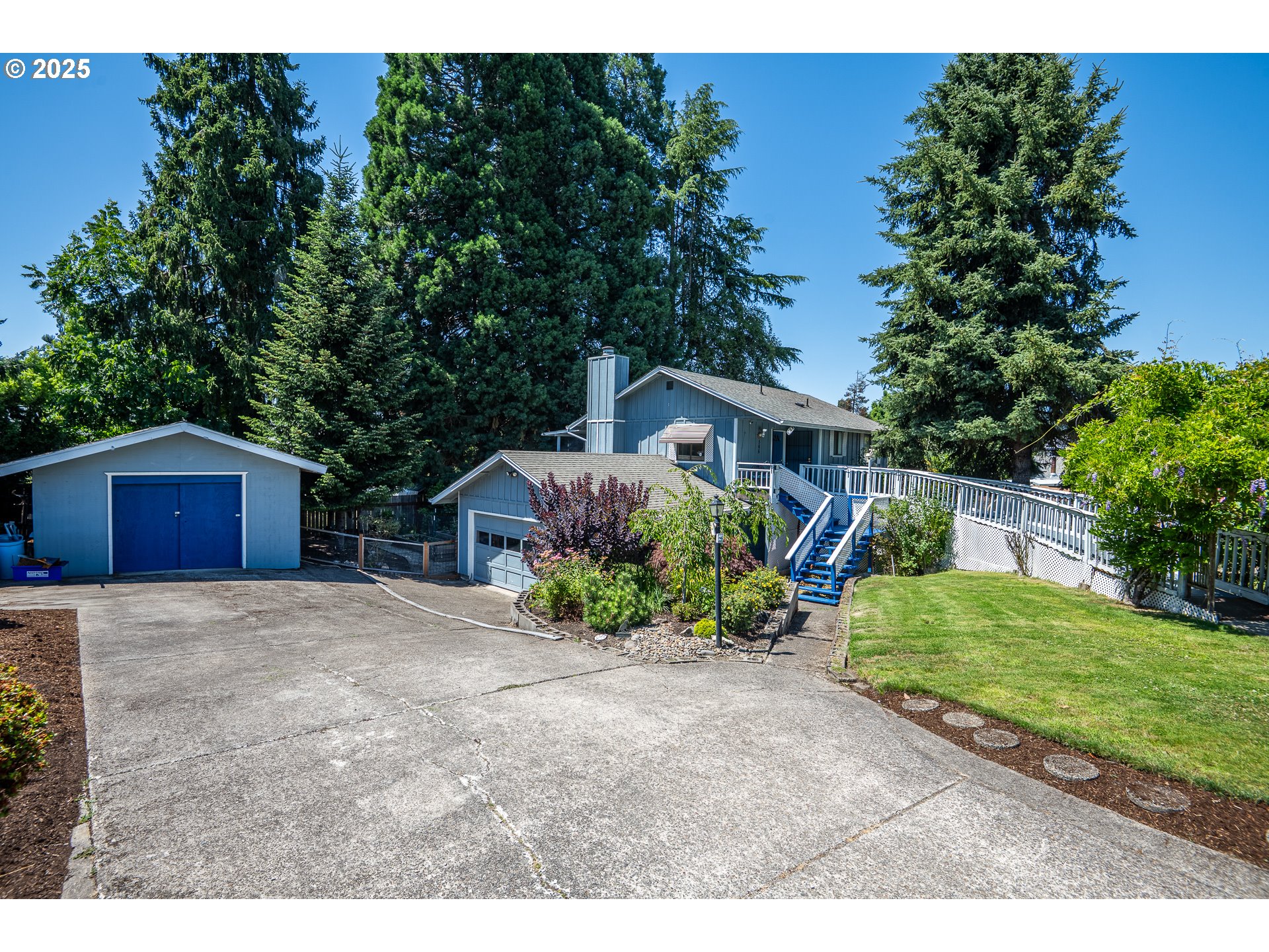 566 65th Street Springfield, OR 97478 - Photo 1 of 47