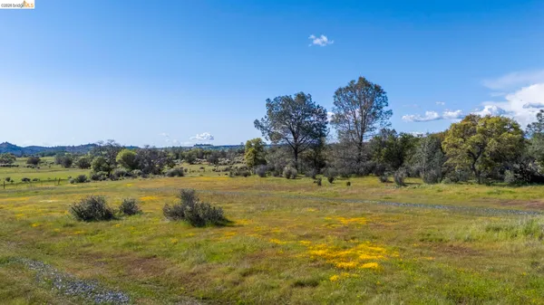 a view of an ocean view