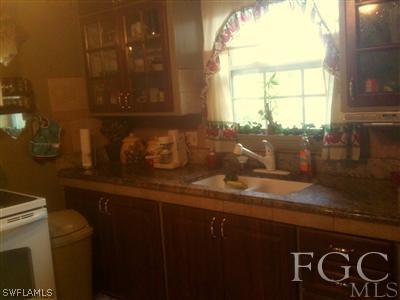 2122 Earl Road Fort Myers, FL 33901 - Photo 5 of 9 Gallery Image 5