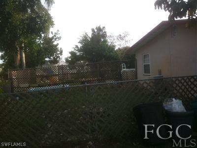2122 Earl Road Fort Myers, FL 33901 - Photo 6 of 9 Gallery Image 6