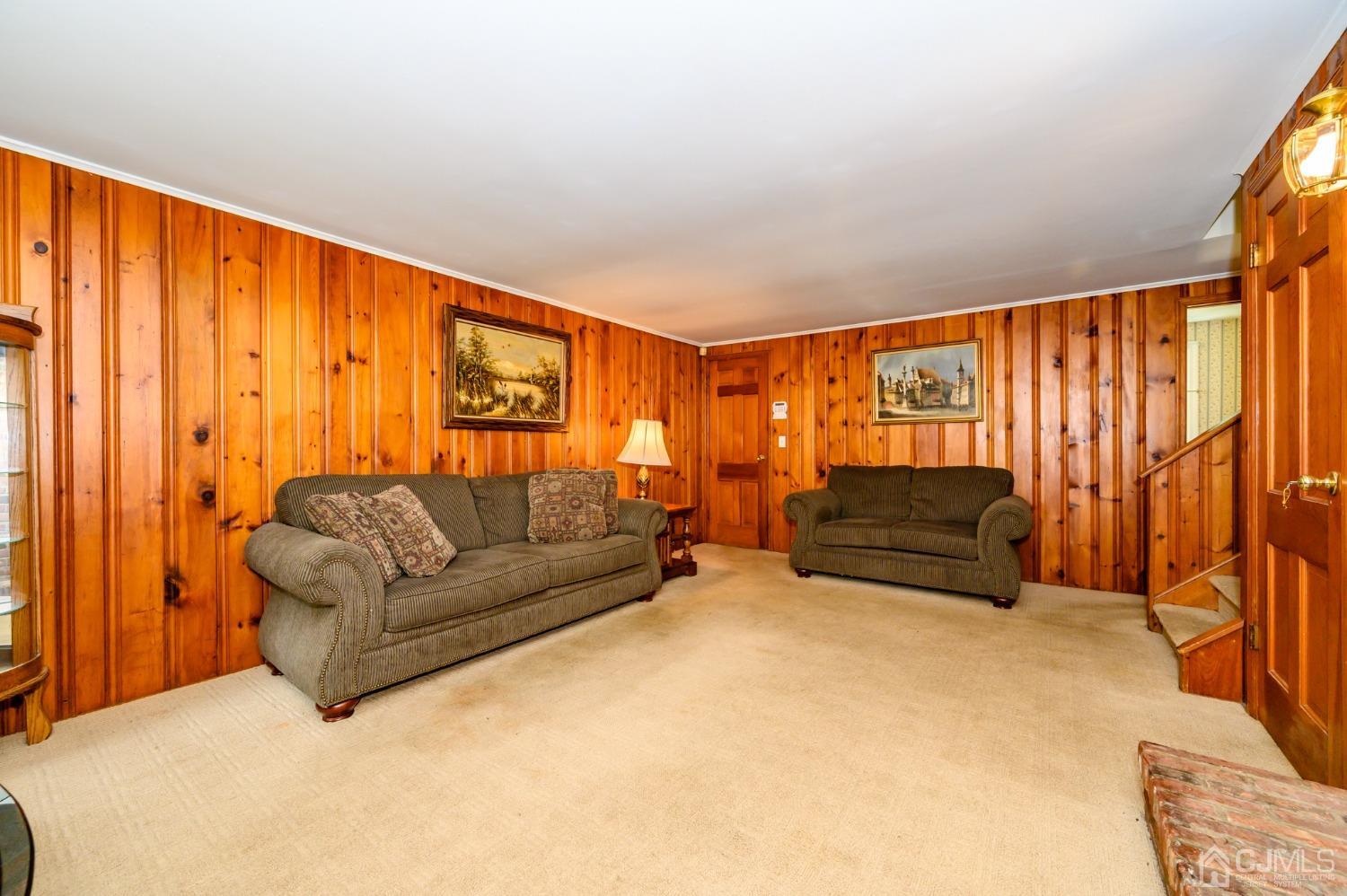 13 Windsor Road Morris Plains, NJ 07950 - Photo 21 of 56 Gallery Image 21
