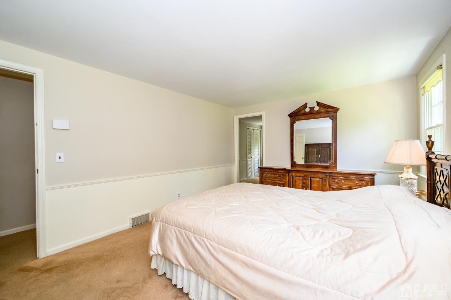 13 Windsor Road Morris Plains, NJ 07950 - Photo 35 of 56 Gallery Image 35