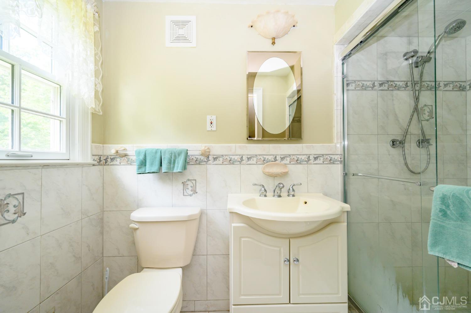 13 Windsor Road Morris Plains, NJ 07950 - Photo 37 of 56 Gallery Image 37