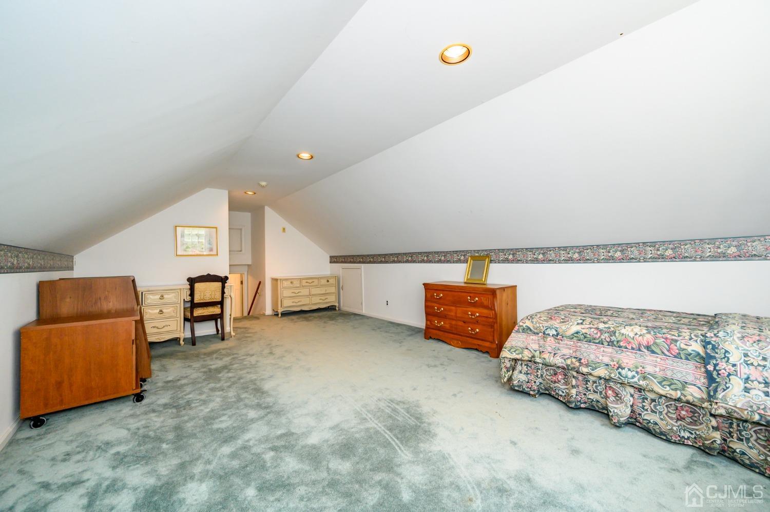 13 Windsor Road Morris Plains, NJ 07950 - Photo 41 of 56 Gallery Image 41
