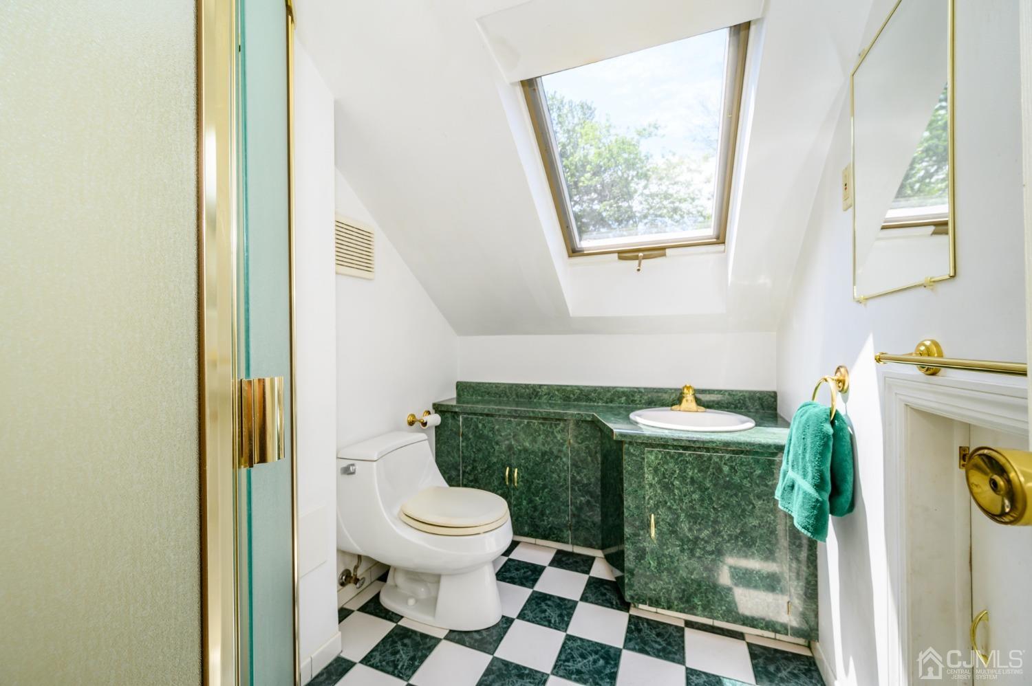 13 Windsor Road Morris Plains, NJ 07950 - Photo 42 of 56 Gallery Image 42