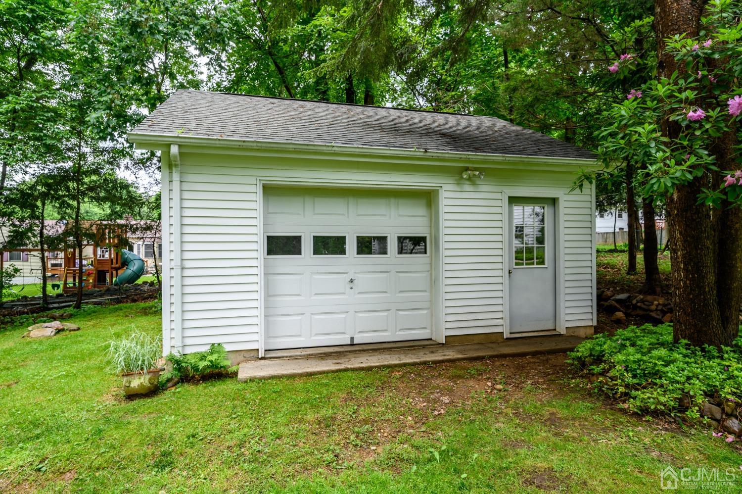 13 Windsor Road Morris Plains, NJ 07950 - Photo 54 of 56 Gallery Image 54