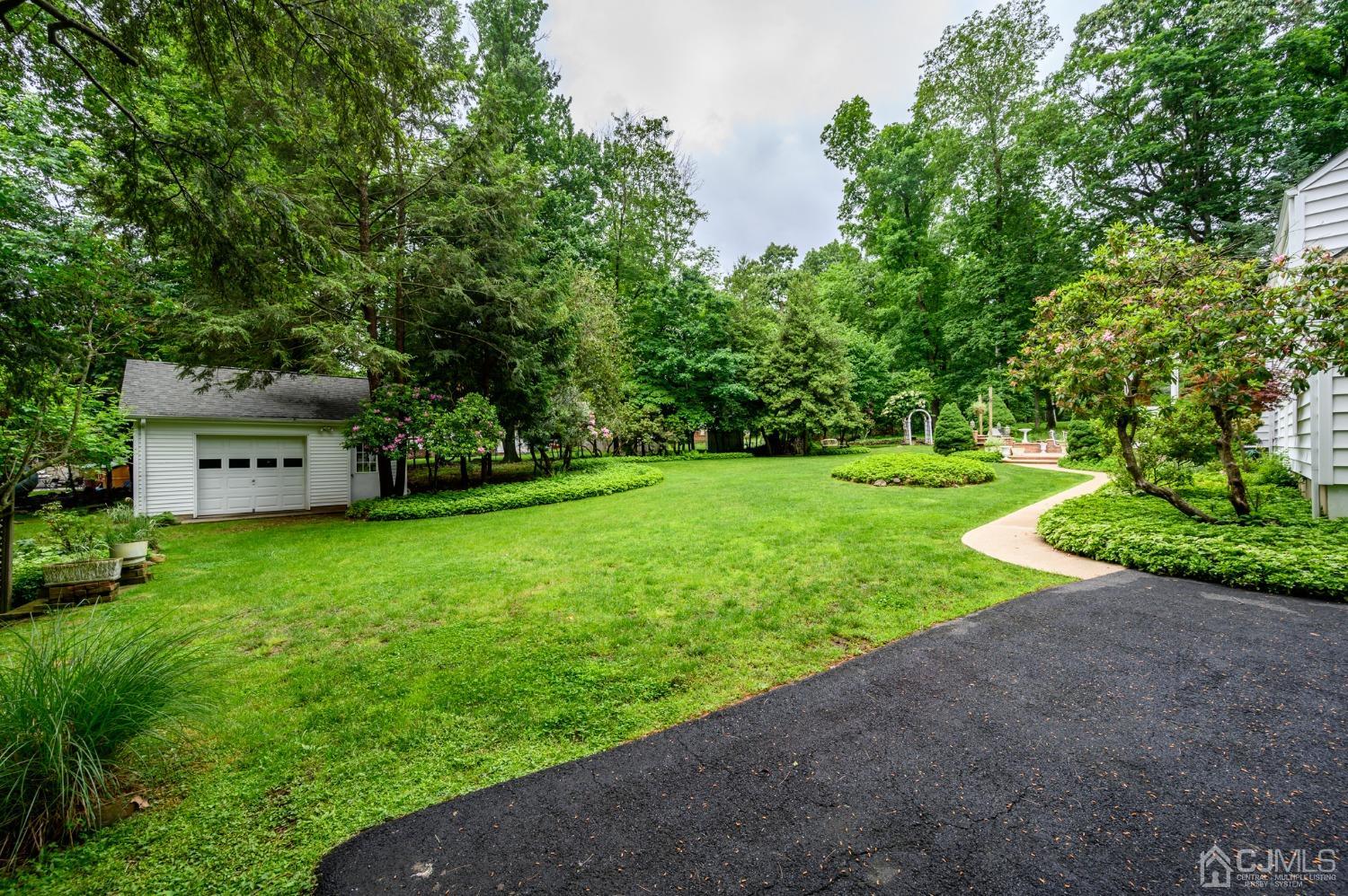 13 Windsor Road Morris Plains, NJ 07950 - Photo 55 of 56 Gallery Image 55