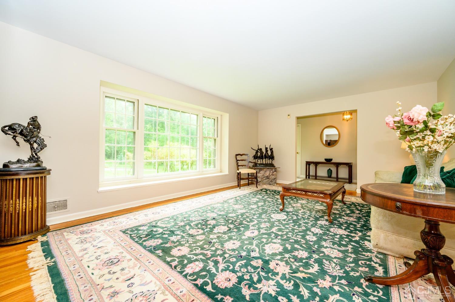 13 Windsor Road Morris Plains, NJ 07950 - Photo 6 of 56 Gallery Image 6