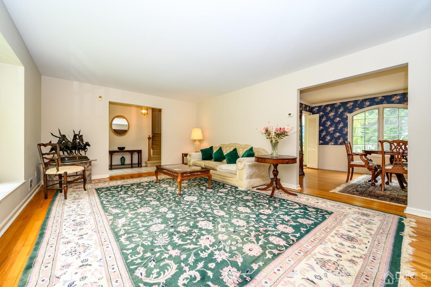 13 Windsor Road Morris Plains, NJ 07950 - Photo 7 of 56 Gallery Image 7