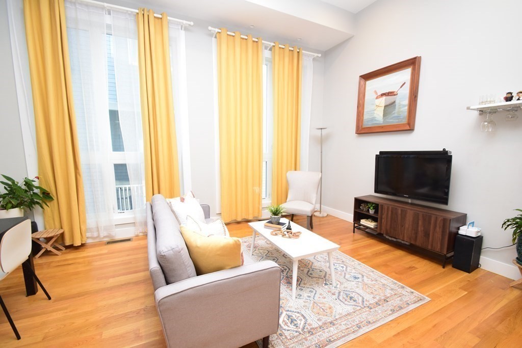 57 Wachusett Street, Unit 2 Boston, MA 02130 - Photo 3 of 23