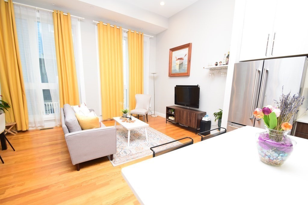 57 Wachusett Street, Unit 2 Boston, MA 02130 - Photo 5 of 23