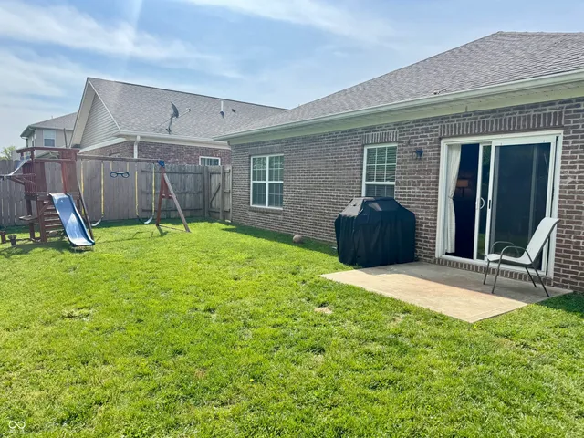 $1,800 | 914 Baden Manor Drive, Indianapolis, IN 46217