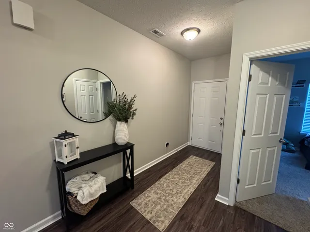 $1,800 | 914 Baden Manor Drive, Indianapolis, IN 46217