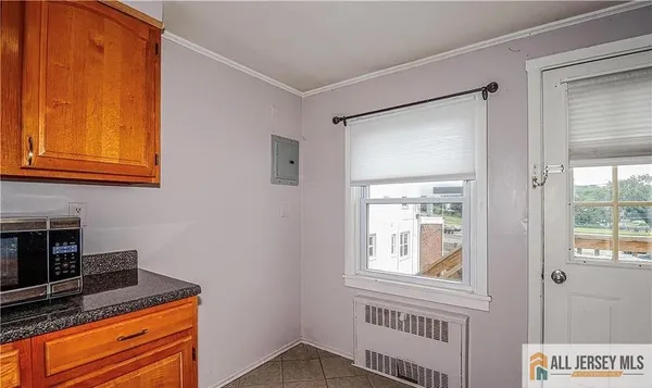 $2,000 | 28 B Garfield Park, Unit 2802, Edison, NJ 08837