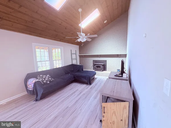 $3,600 | 204 Bosun Cove, Stafford, VA 22554
