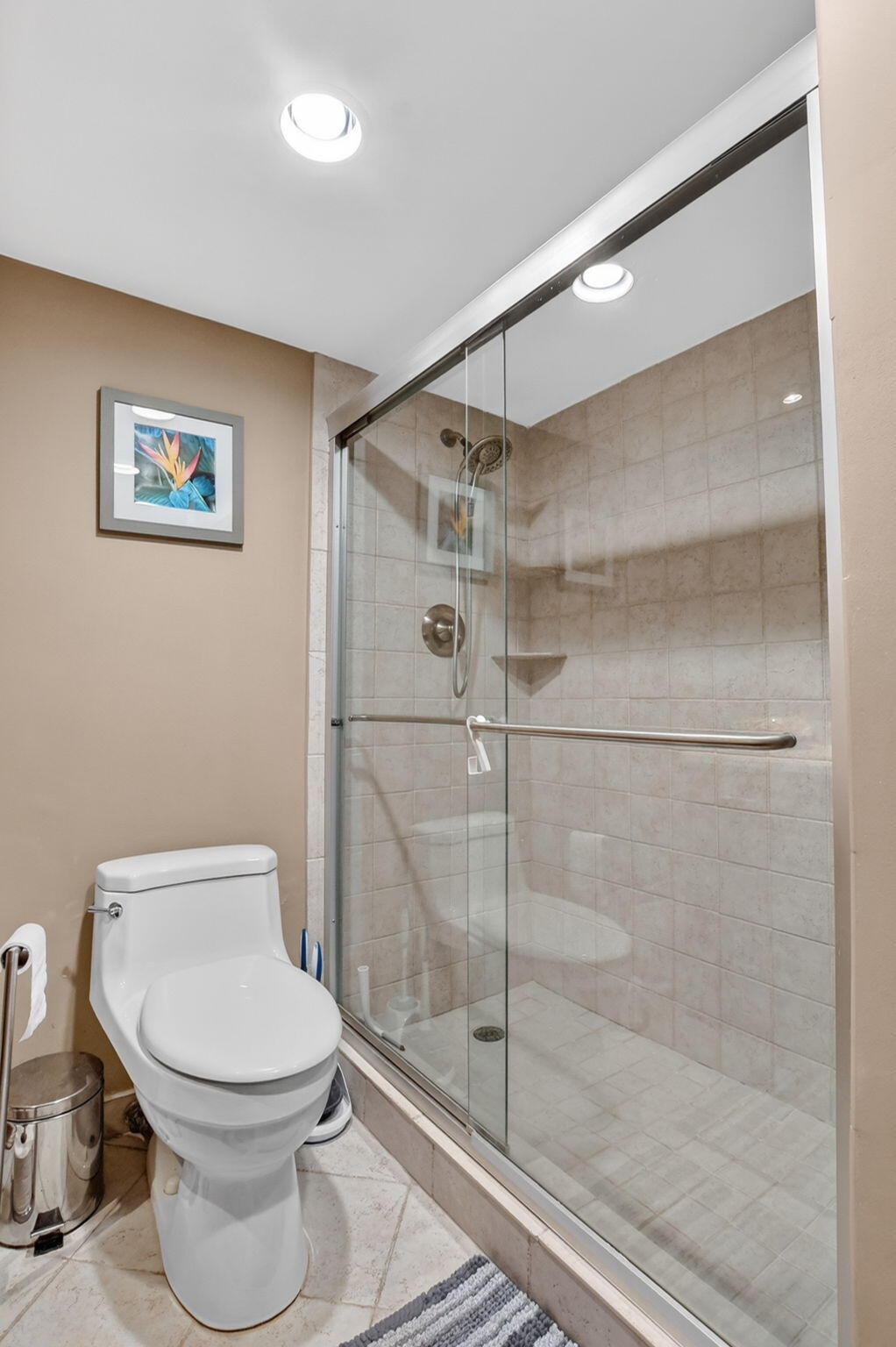 1180 South Ocean Boulevard, Unit 55 Boca Raton, FL 33432 - Photo 23 of 43 shower
