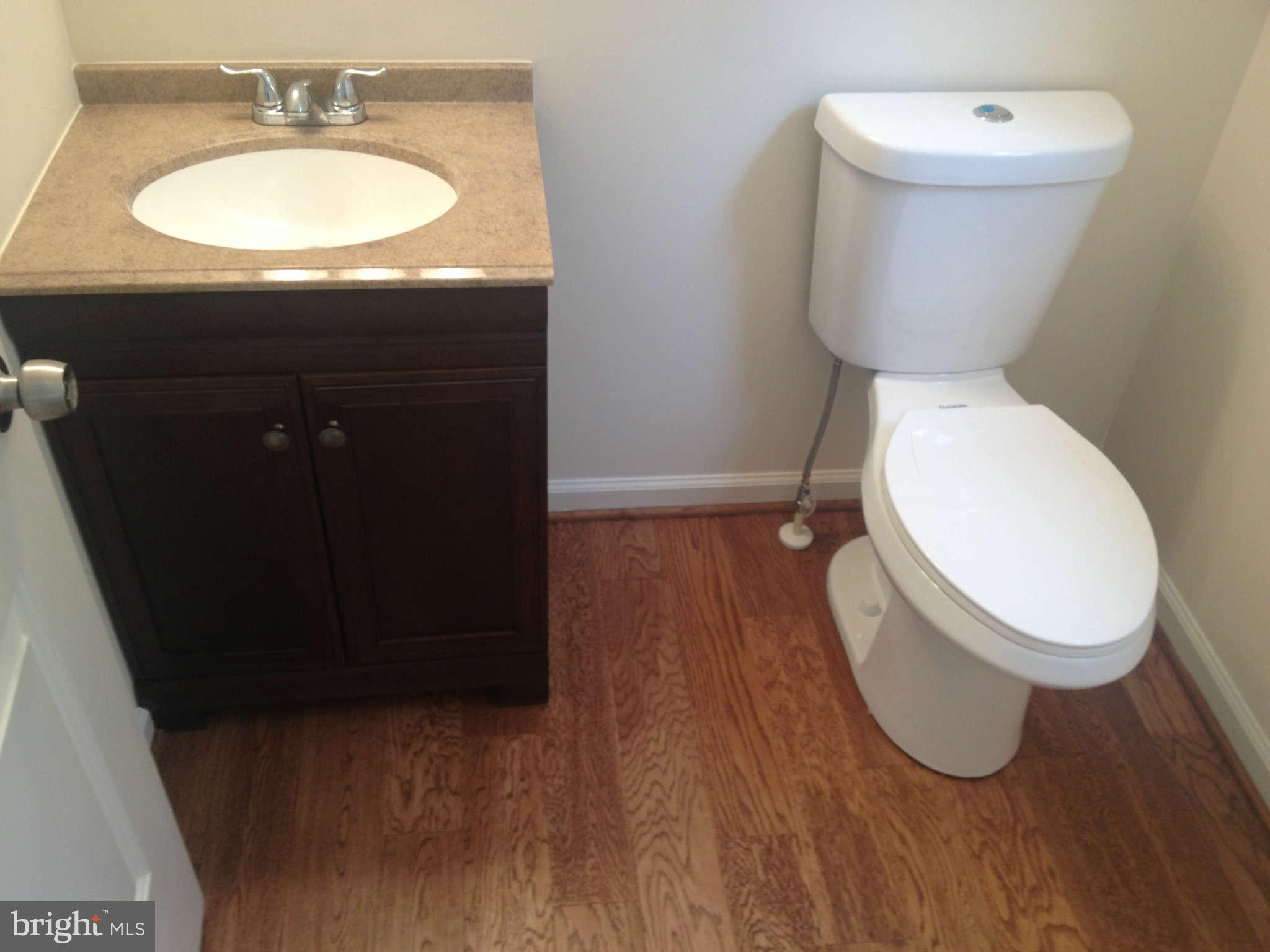 612 Saltzman Road Severna Park, MD 21146 - Photo 11 of 29 Bath