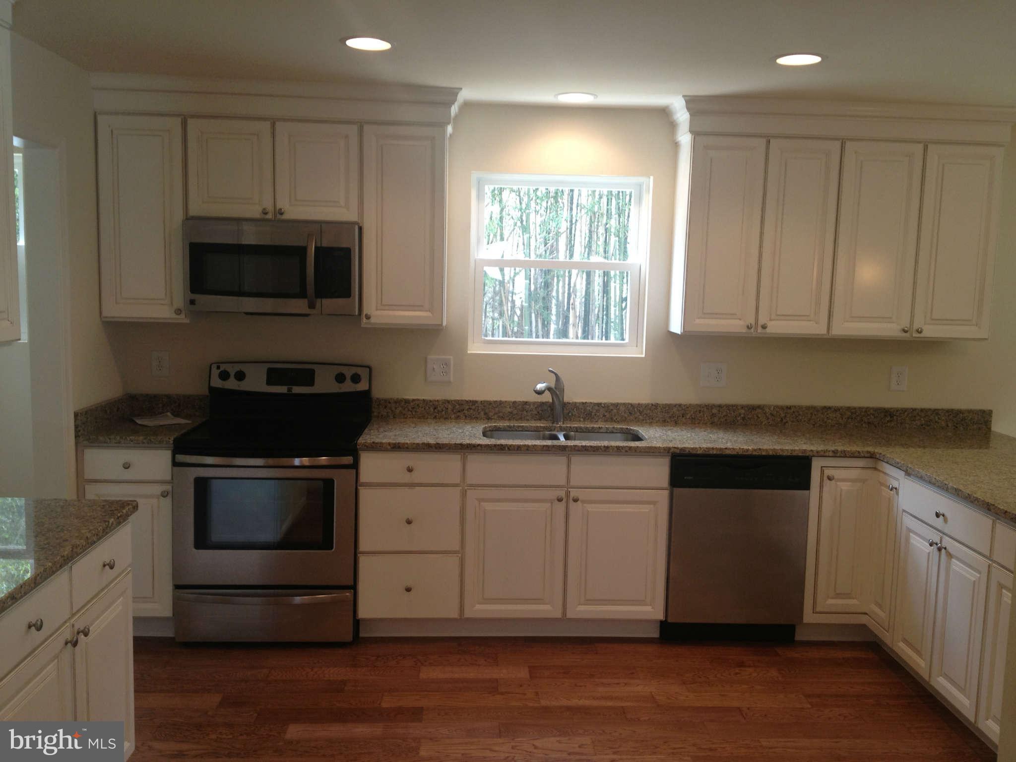 612 Saltzman Road Severna Park, MD 21146 - Photo 5 of 29 Kitchen