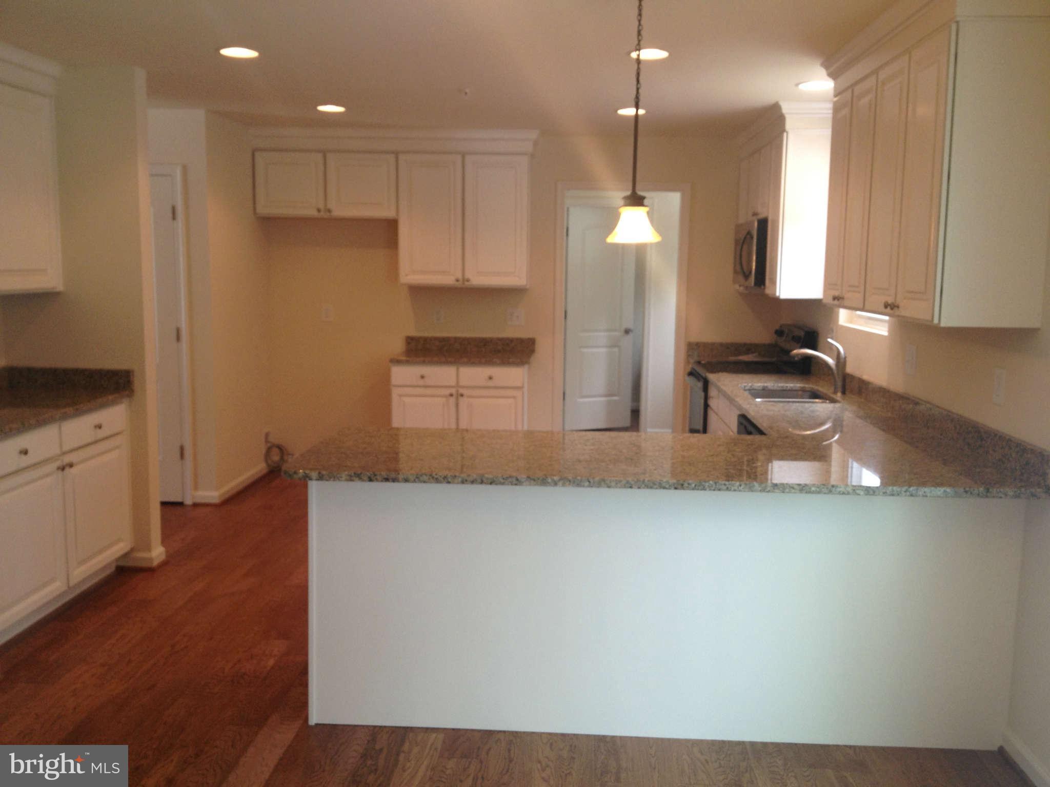 612 Saltzman Road Severna Park, MD 21146 - Photo 6 of 29 Kitchen