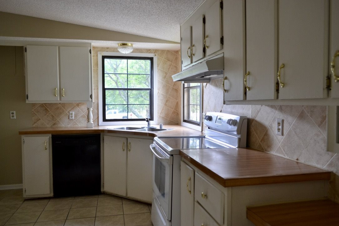 8363 Raleigh Road Benson, NC 27504 - Photo 10 of 24 Photo 10