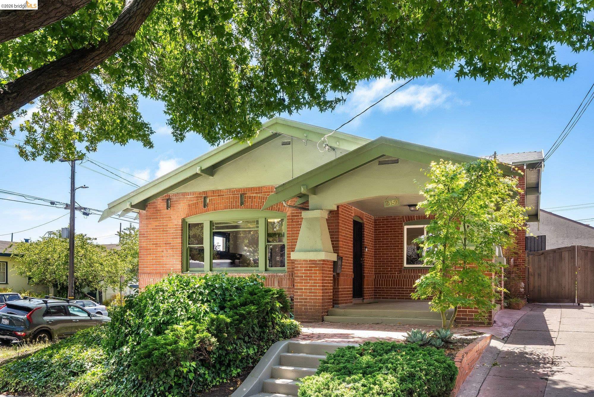 2350 Spaulding Avenue Berkeley, CA 94703 - Photo 1 of 30