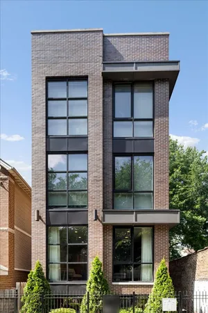 $975,000 | 1410 West Huron Street, Unit 1, Chicago, IL 60642