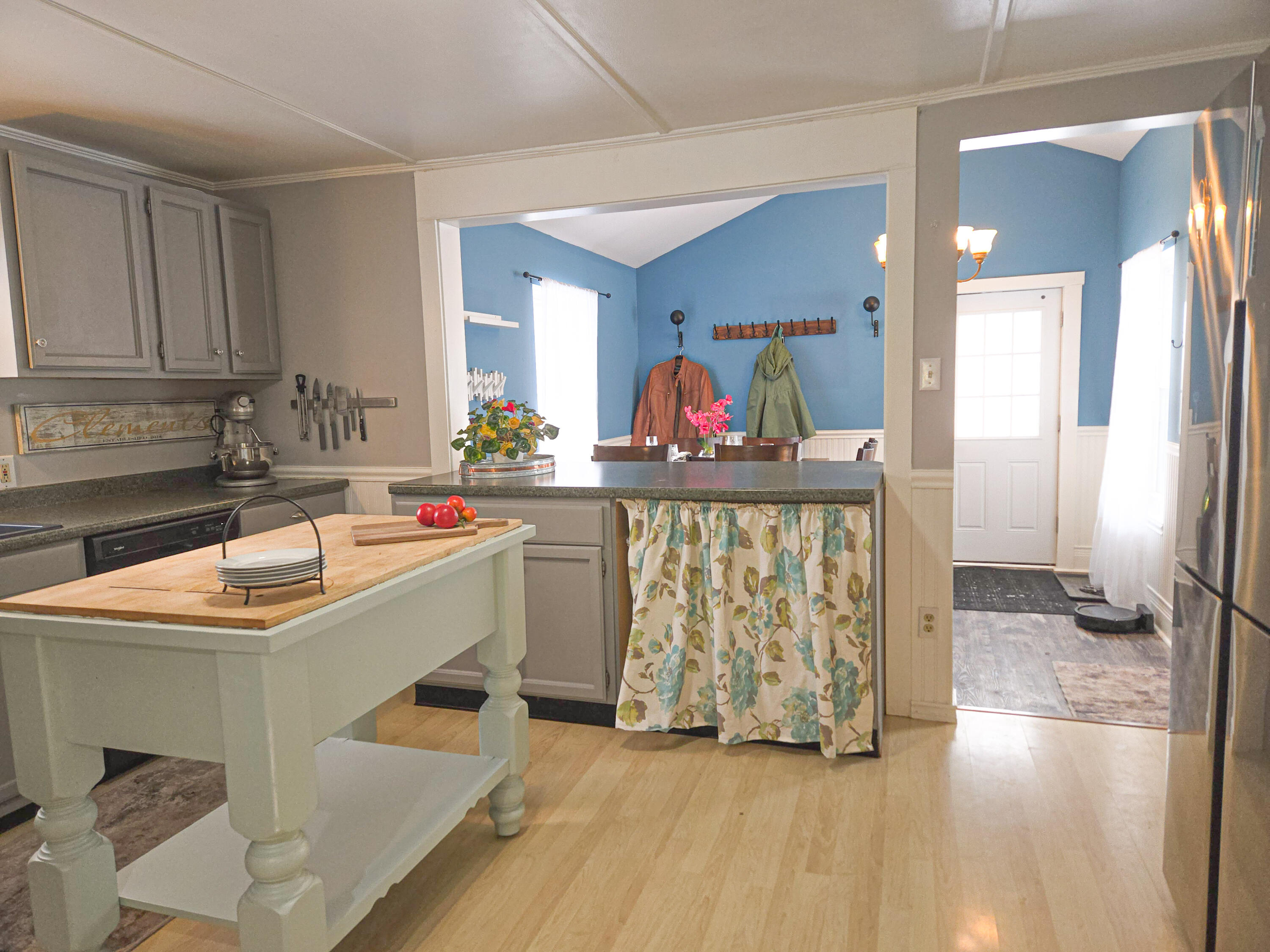 194 Weymouth Road Gray, ME 04039 - Photo 7 of 25 Kitchen