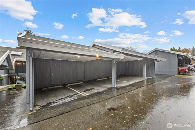 $3,150 | 11120 Northeast 68th Street, Unit B105, Kirkland, WA 98033