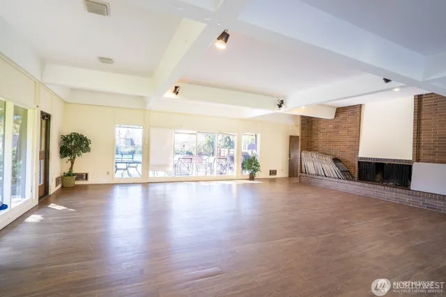 $3,150 | 11120 Northeast 68th Street, Unit B105, Kirkland, WA 98033